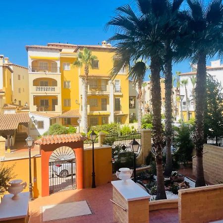 Beach Apartament In Torrevieja Exteriör bild