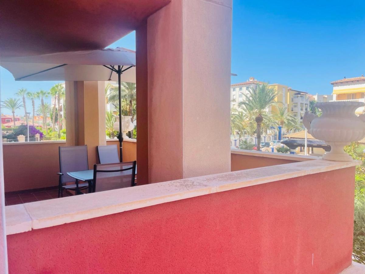 Beach Apartament In Torrevieja Exteriör bild