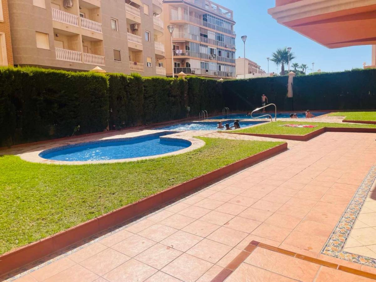 Beach Apartament In Torrevieja Exteriör bild