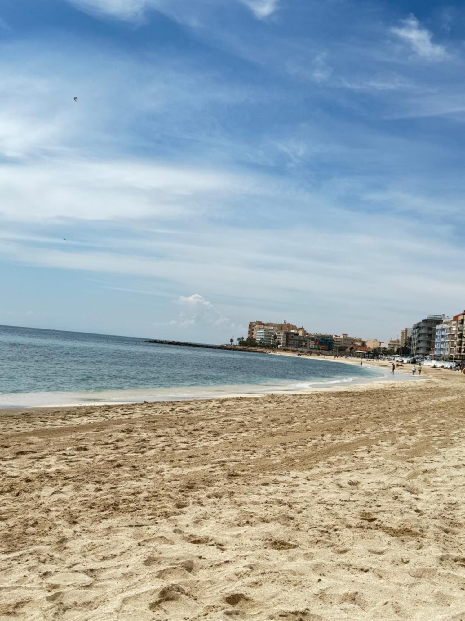 Beach Apartament In Torrevieja Exteriör bild